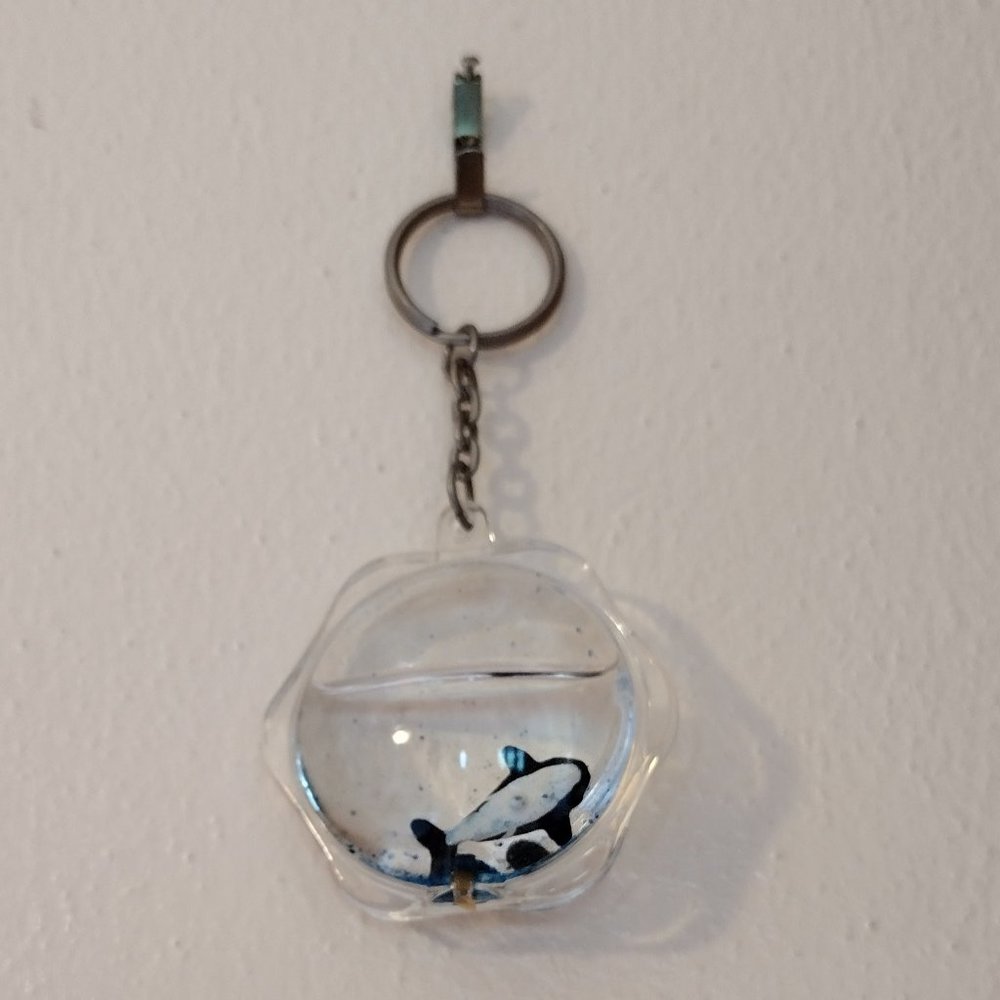 Floating Shark Keychain - Picture 2 of 3
